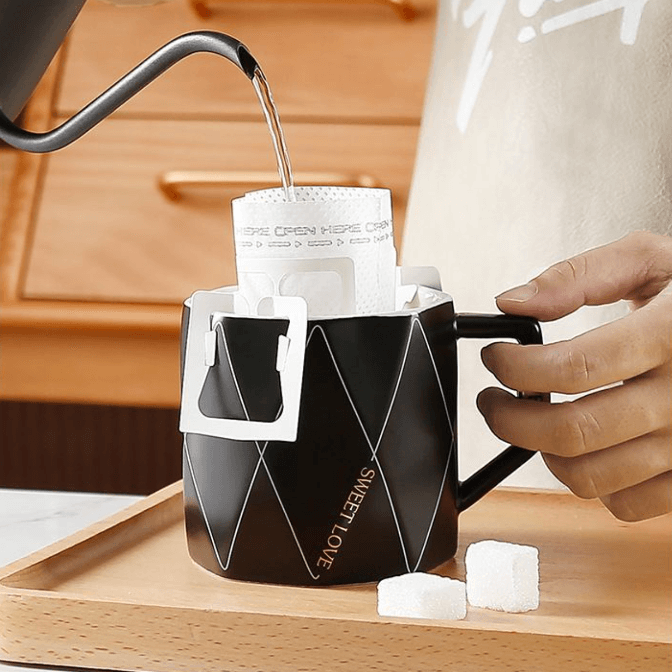 400ml Minimalist Ceramic Creative Mug with Spoon and Lid